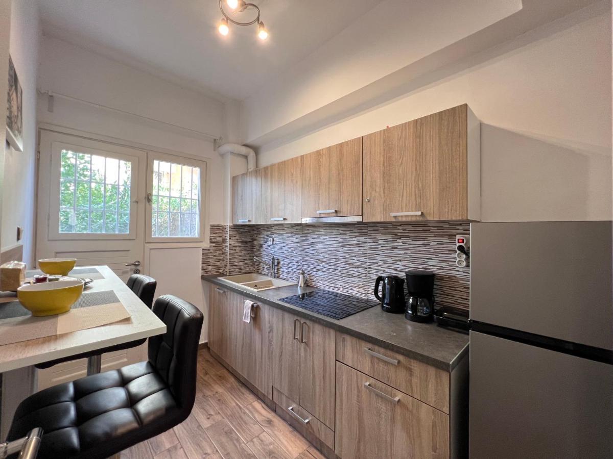 Modern & Cozy 51Sqm Apt In Thisseio Афины Экстерьер фото